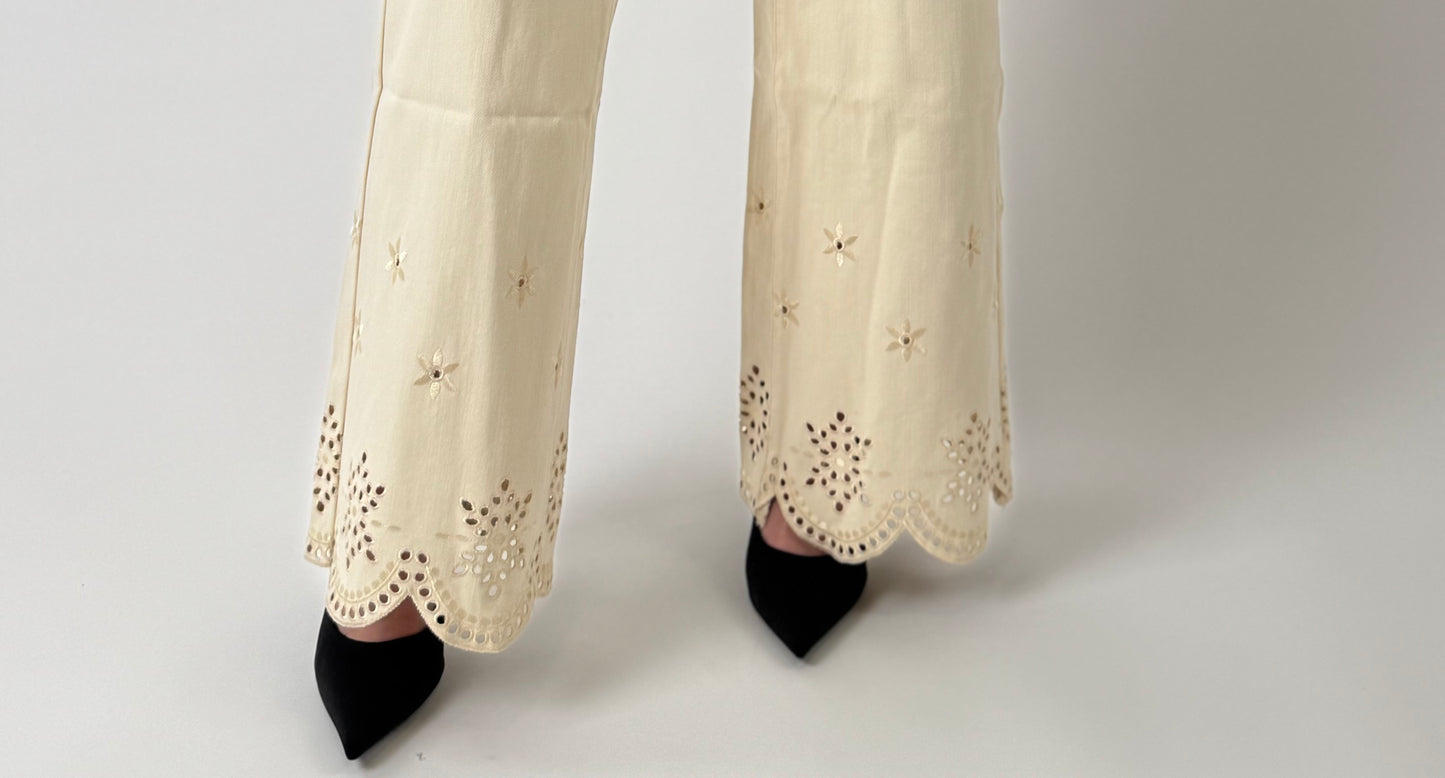 Pantalon brodé